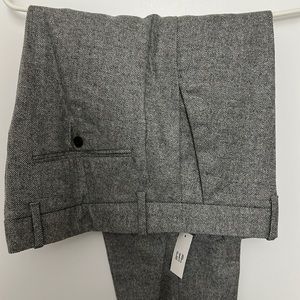 Gap 34x30 slim fit grey pants. Brand new with tags.